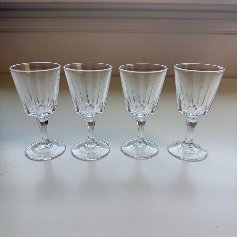 Set Of 4 VTG Cristal D'Arques Versailles Cordial Liquor Stemware Crystal Glasses